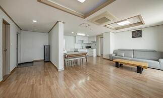 Daecheon Mud Beach Hotel