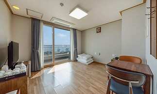 Daecheon Mud Beach Hotel