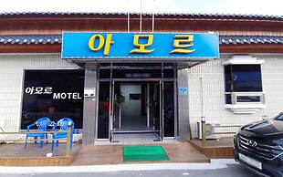 Songnisan Amor Guest House