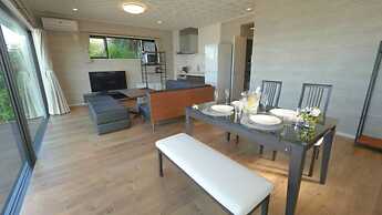 Ocean View/private BBQ/ 12 People/PADEL 1F