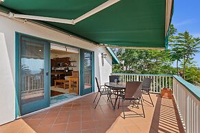 Blue Ocean View Retreat - Minutes to Beach