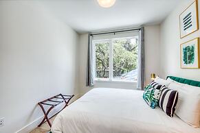 2 Homes in 1! Centrally Located Near Soco