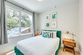 Contemporary Home Centrally Located Near Soco & DT