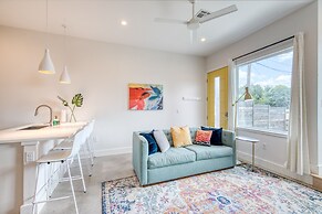 Conveniently Located Upstairs Deck BBQ