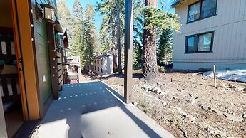 Red Slate Canyon - Modern 2-story Condo