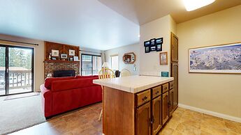 Hidden Valley Homestead - Near Hike/bike & More!