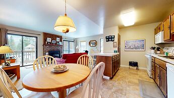 Hidden Valley Homestead - Near Hike/bike & More!