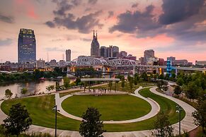Dashing Nashville