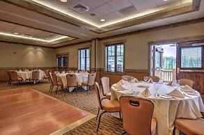 Luxury at One Ski Hill Place - Ski-in/ski-out