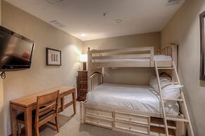 Luxury at One Ski Hill Place - Ski-in/ski-out