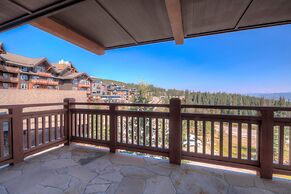 Luxury at One Ski Hill Place - Ski-in/ski-out