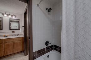 Peak 9 Retreat in Downtown Breck