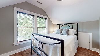 Nashville Easy Livin