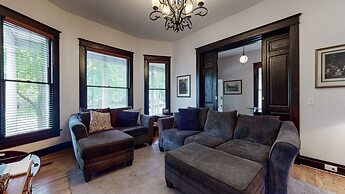 Nashville Easy Livin