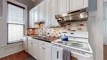 Nashville Easy Livin