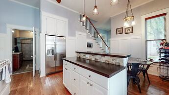 Nashville Easy Livin