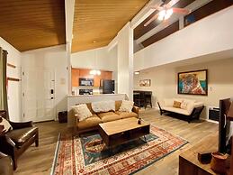 Sierra Manors #098 - Nearby Hike/bike Trails