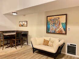 Sierra Manors #098 - Nearby Hike/bike Trails