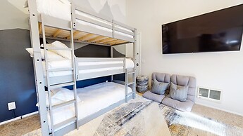 St. Anton Getaway - Shared Bbq, Pool & Hot Tub