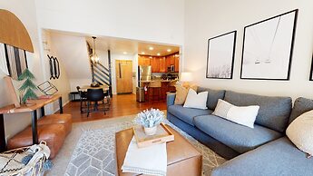 St. Anton Getaway - Shared Bbq, Pool & Hot Tub