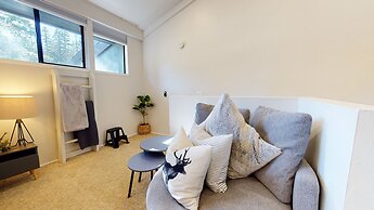 St. Anton Getaway - Shared Bbq, Pool & Hot Tub