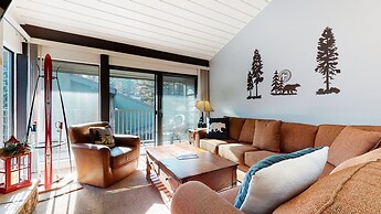 St. Anton Retreat - Near Hike, Bike & More!