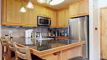 St. Anton Retreat - Near Hike, Bike & More!