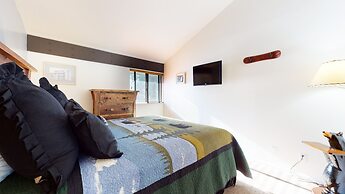 St. Anton Retreat - Near Hike, Bike & More!