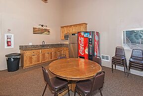 St. Anton Retreat - Near Hike, Bike & More!