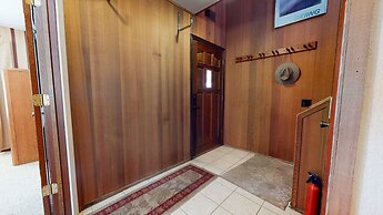 Winterset Woodland - Near Hike & Bike Trails!