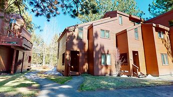 Winterset Woodland - Near Hike & Bike Trails!