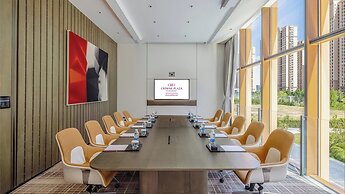 Crowne Plaza Qingdao Jinshui by IHG