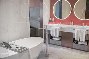 Crowne Plaza Qingdao Jinshui by IHG