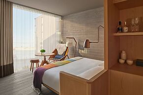 The Reykjavik EDITION