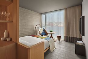 The Reykjavik EDITION