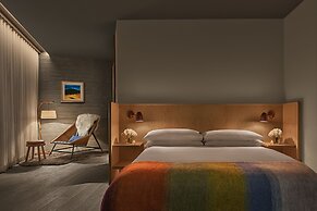 The Reykjavik EDITION