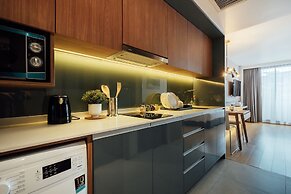 Montana Hotel & Residence