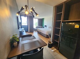 Montana Hotel & Residence