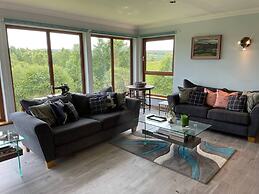 Beautiful Hillside Apartment Near Elgin, Scotland