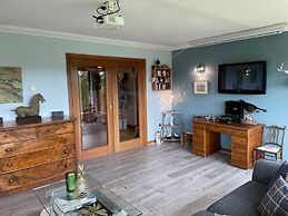 Beautiful Hillside Apartment Near Elgin, Scotland