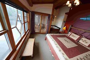 Ampersand Bay Resort