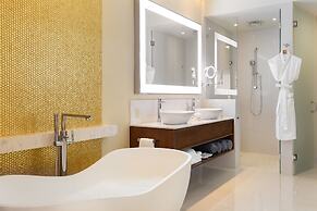 Villa La Valencia Beach Resort & Spa Los Cabos