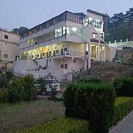 Goroomgo Tribhuwan Ranikhet