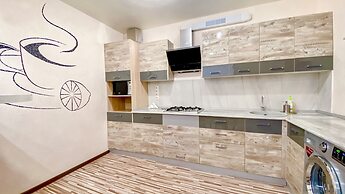 Abri Luxe on Medovoy