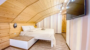 Abri Luxe on Medovoy