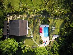 Villa Bloom by Villa Finder