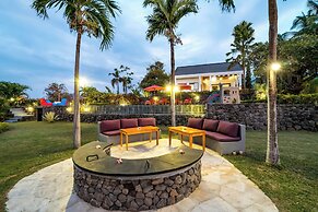 Villa Bloom by Villa Finder