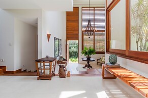 PF13 Casa 05 Suítes - Praia do Forte