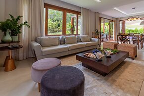 PF13 Casa 05 Suítes - Praia do Forte