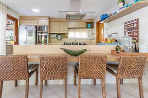 PF13 Casa 05 Suítes - Praia do Forte